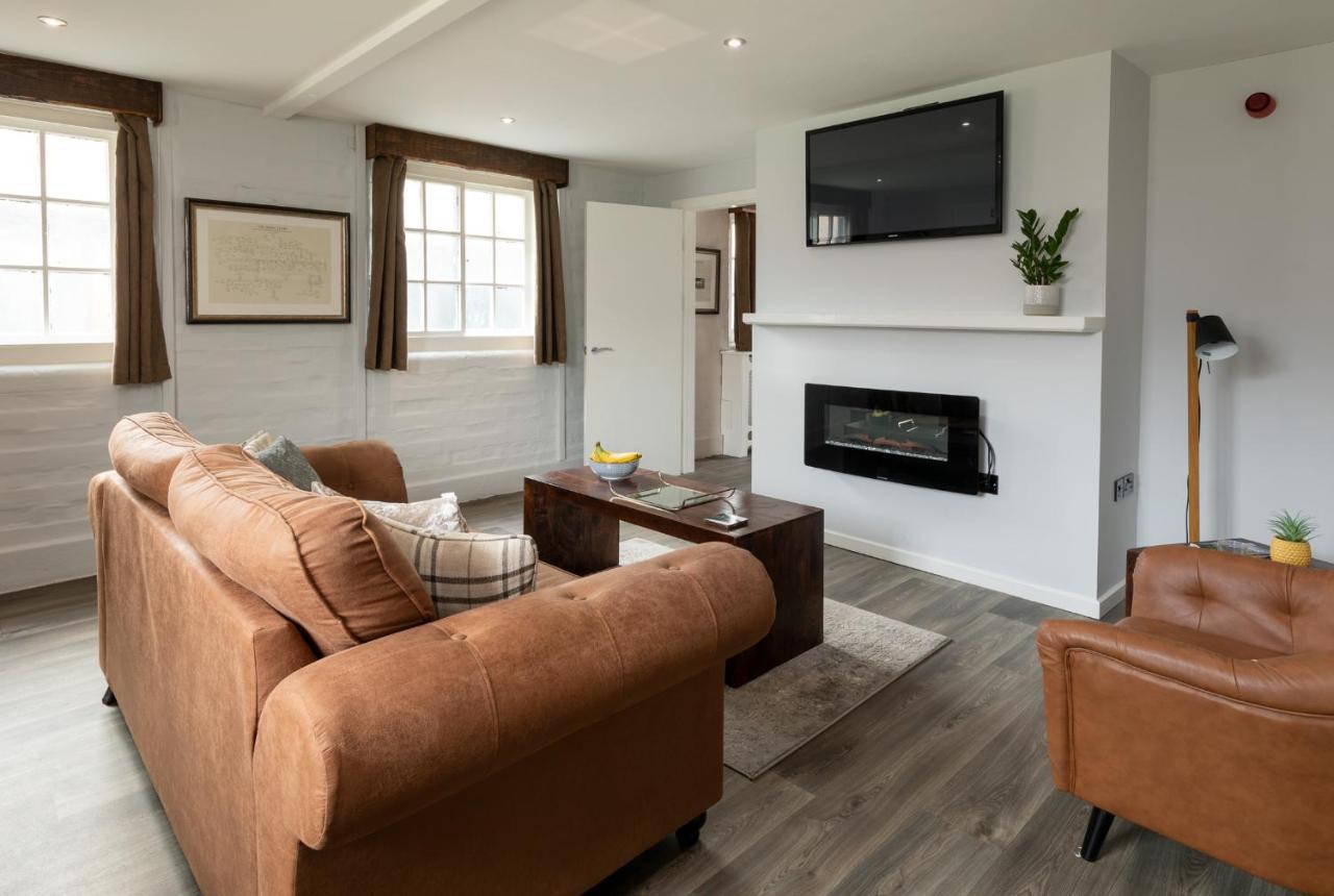 The Stable Suite At York Racecourse Bagian luar foto